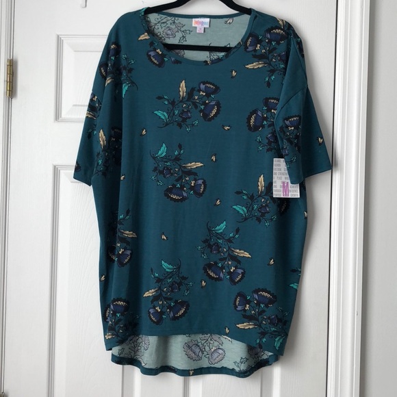 LuLaRoe Tops - NWT LuLaRoe Irma